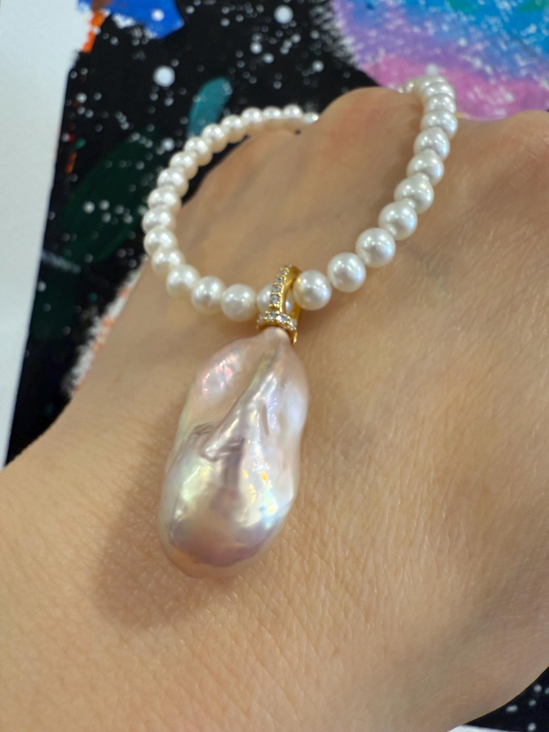 In sale Metallic ivory rainbow clean baroque pendant warm tone Dainty Pearl necklace daily office jewelry gift for her.