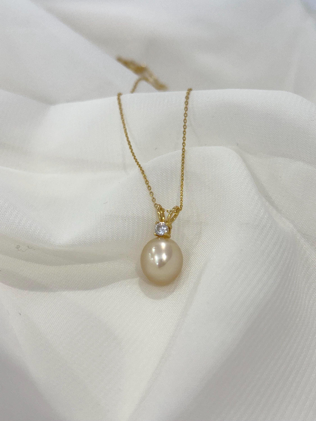 south sea gold pendant