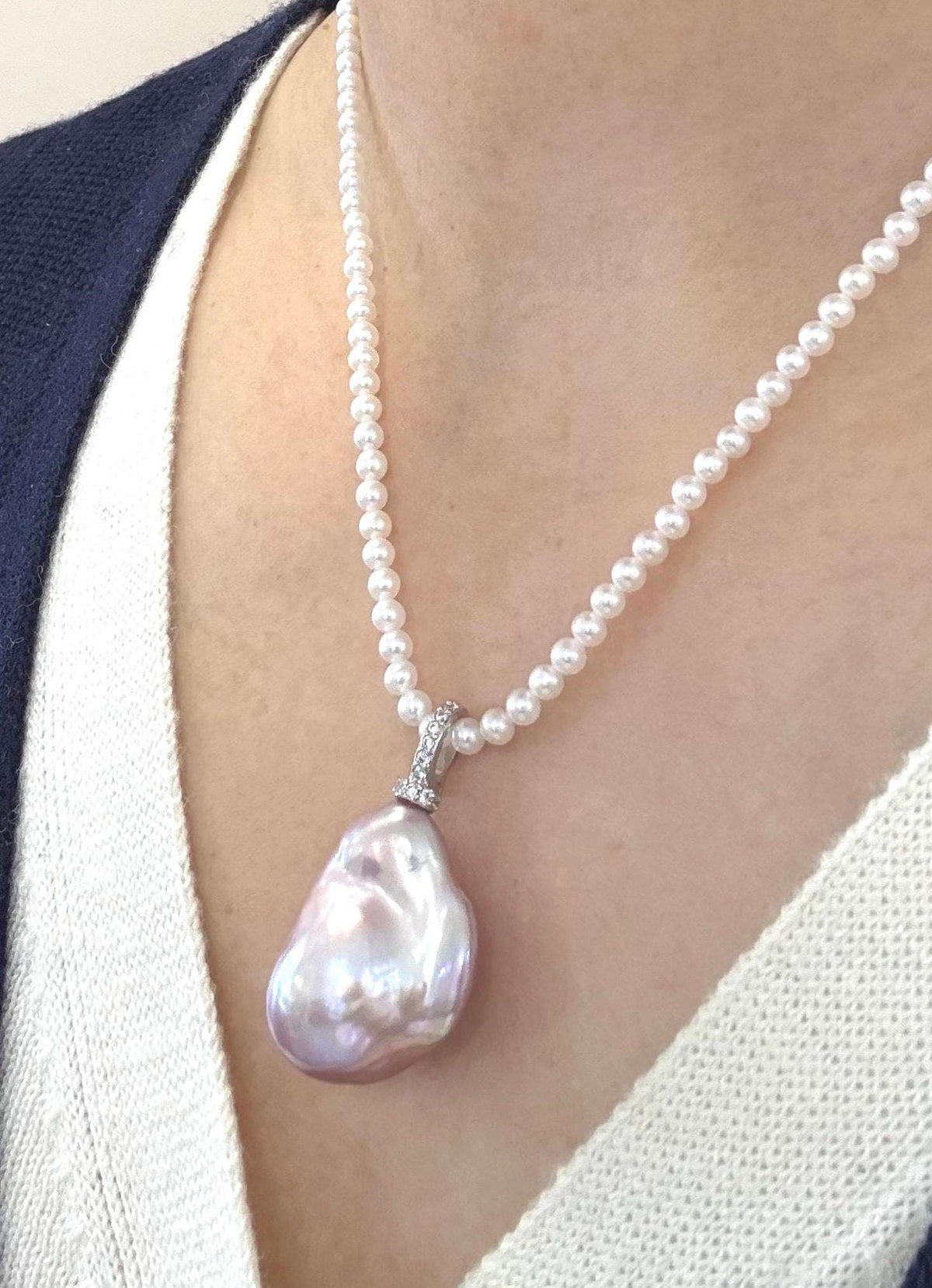 baroque pearl pendant