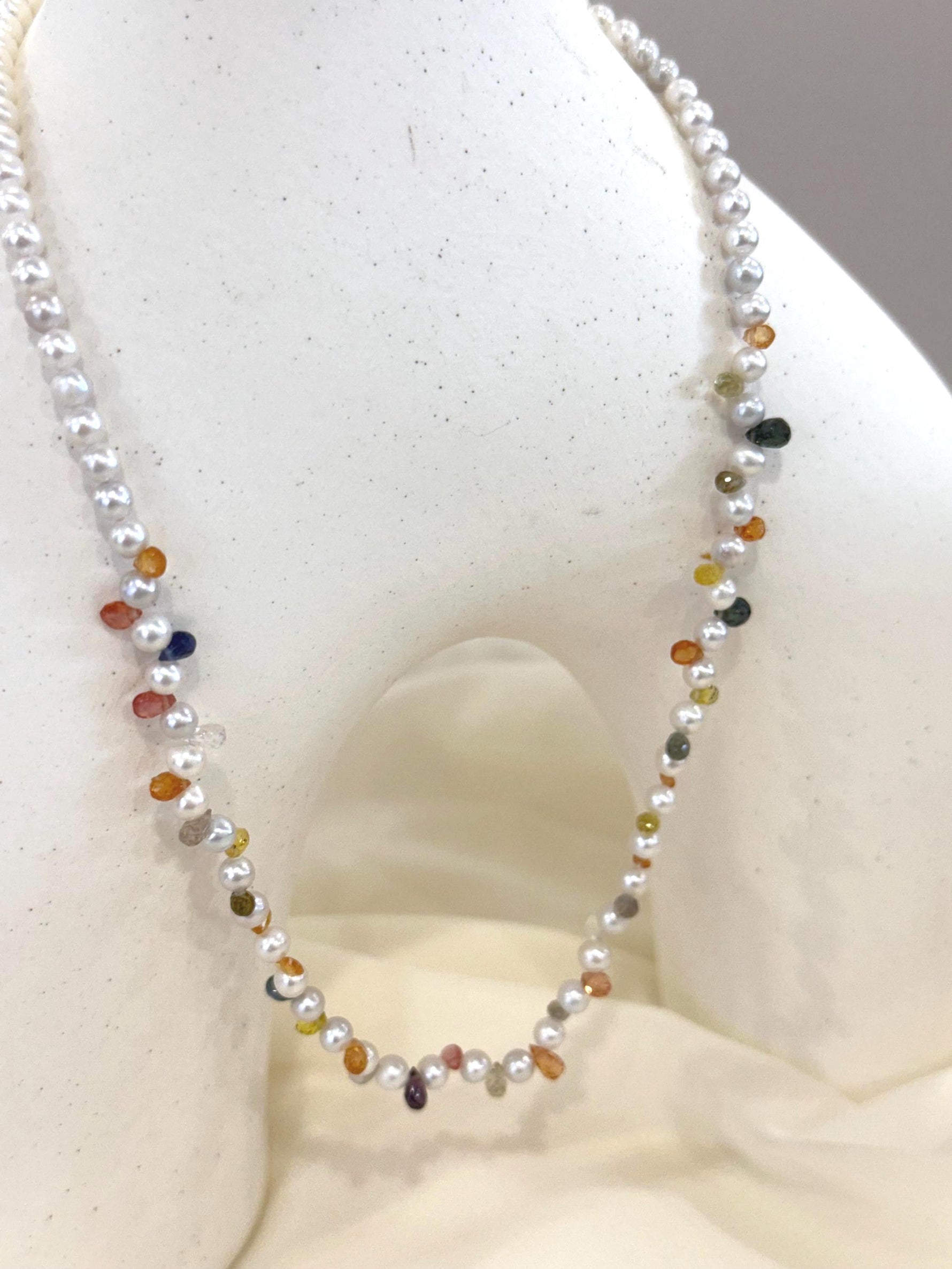 natural gemstone pearl necklace