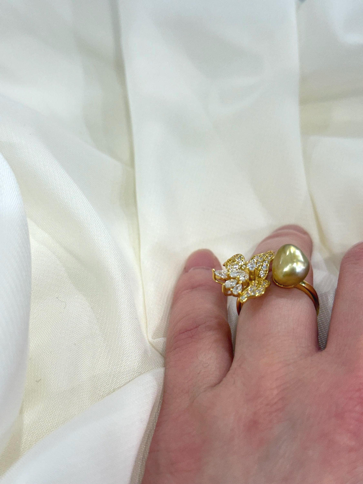 south sea gold pearl ring