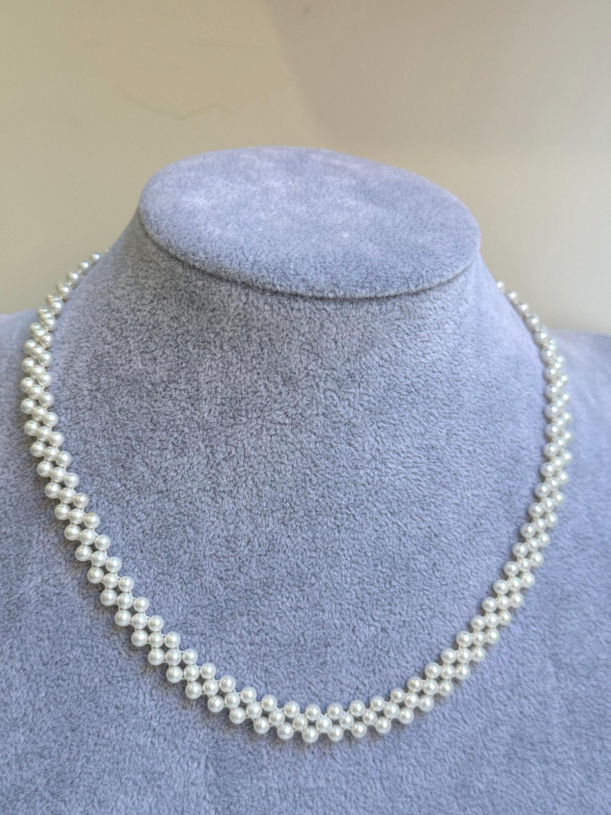 bridesmaid pearl necklace