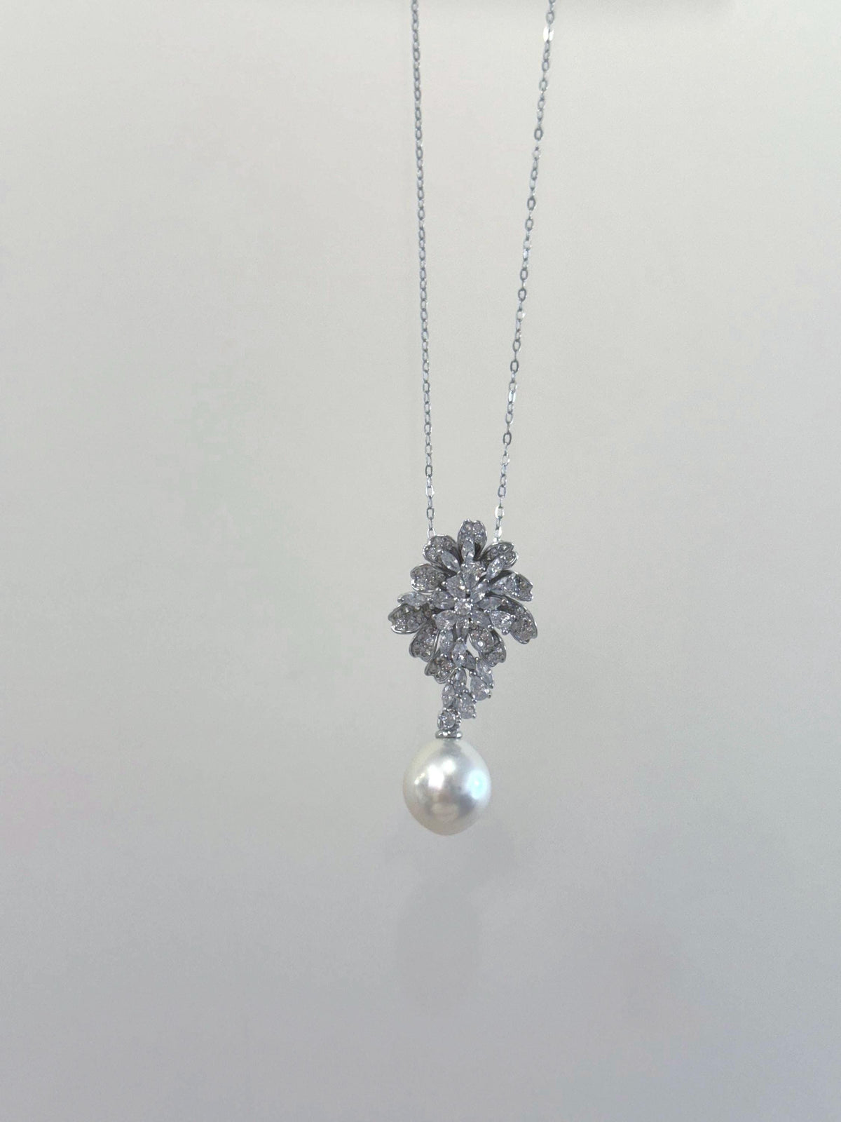 white pearl pendant