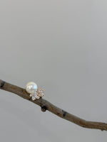 white pearl ring