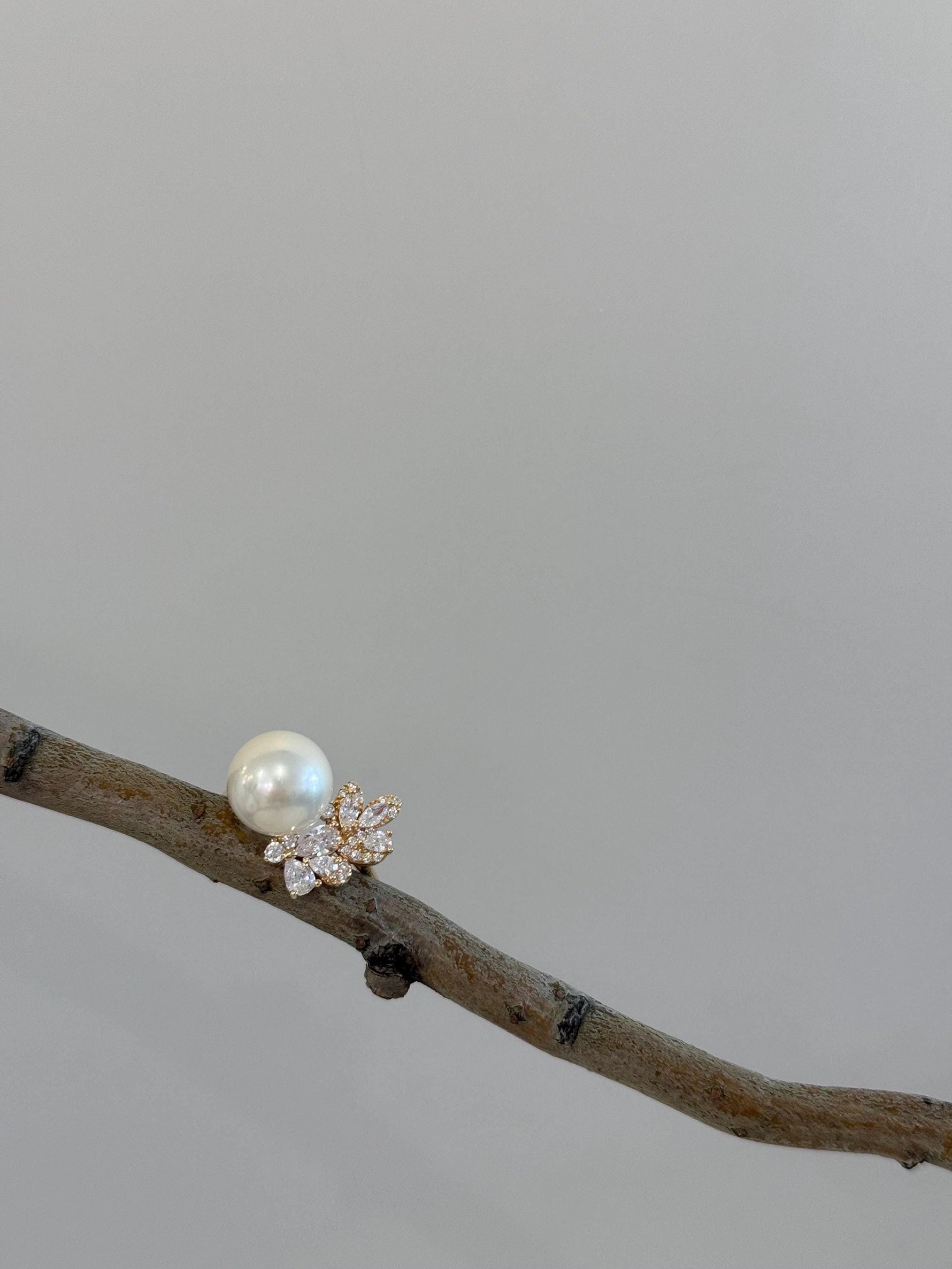 white pearl ring