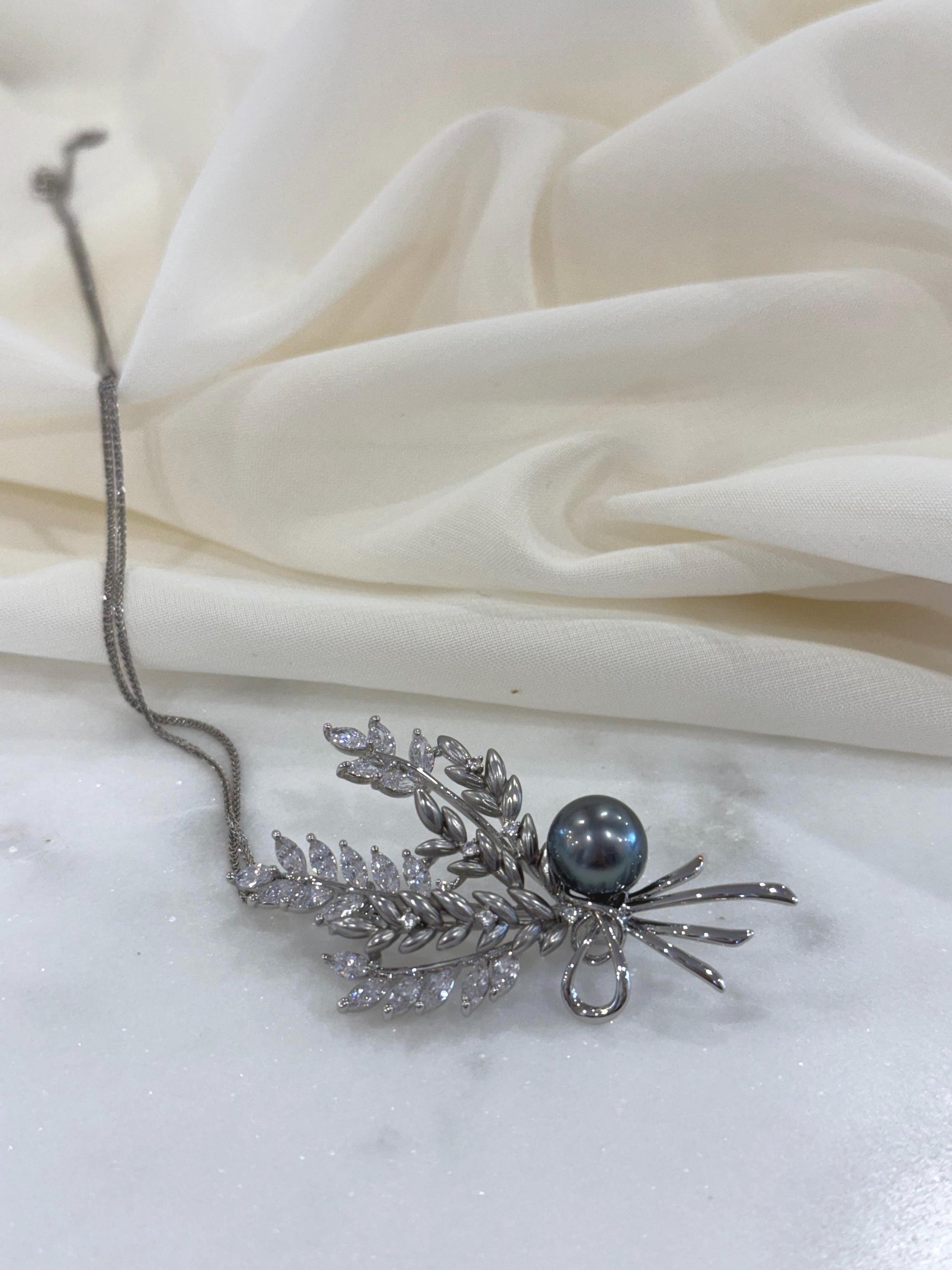 wheat brooch