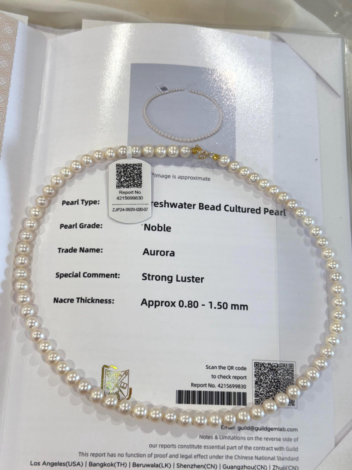 white pearl necklace