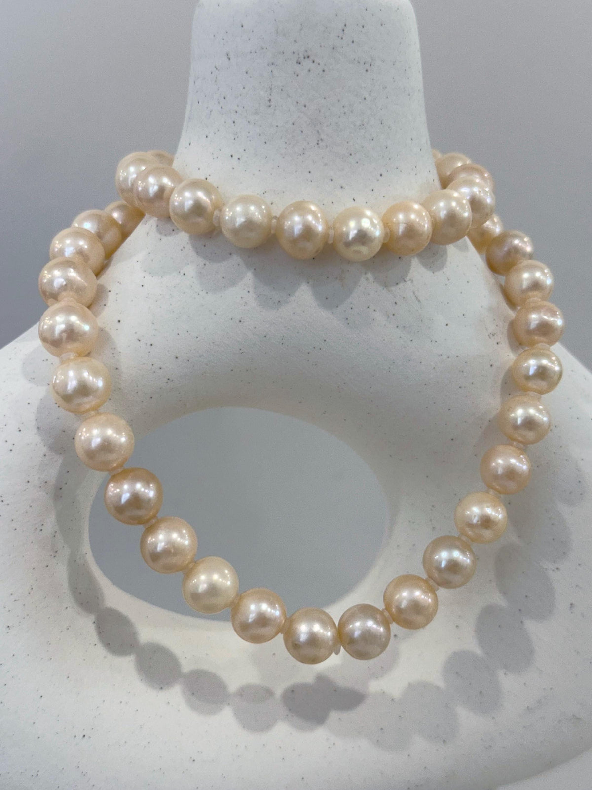 peach pearl necklace for wedding anniversary