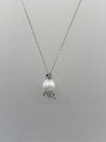 Australian Ocean White Pearl Mermaid Pendant for her anniversary