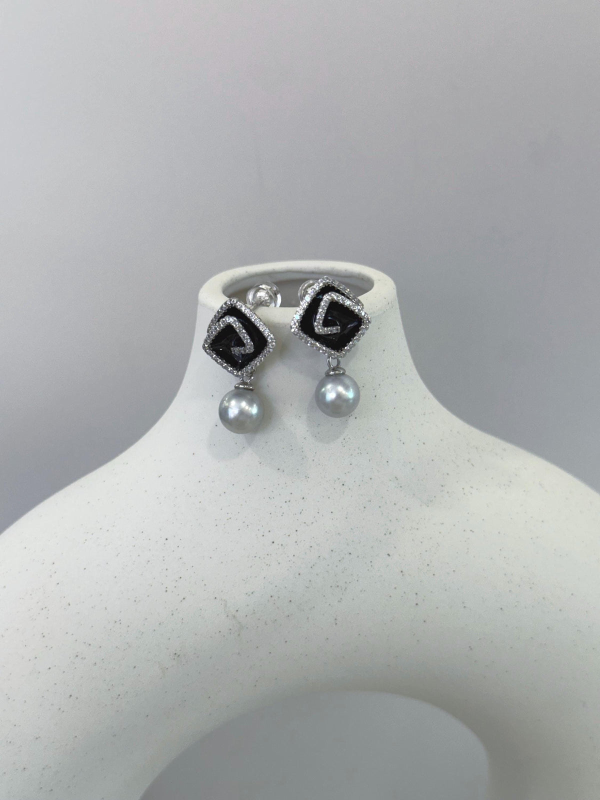 Akoya silver blue pearls vintage earrings necklace set for her anniversary
