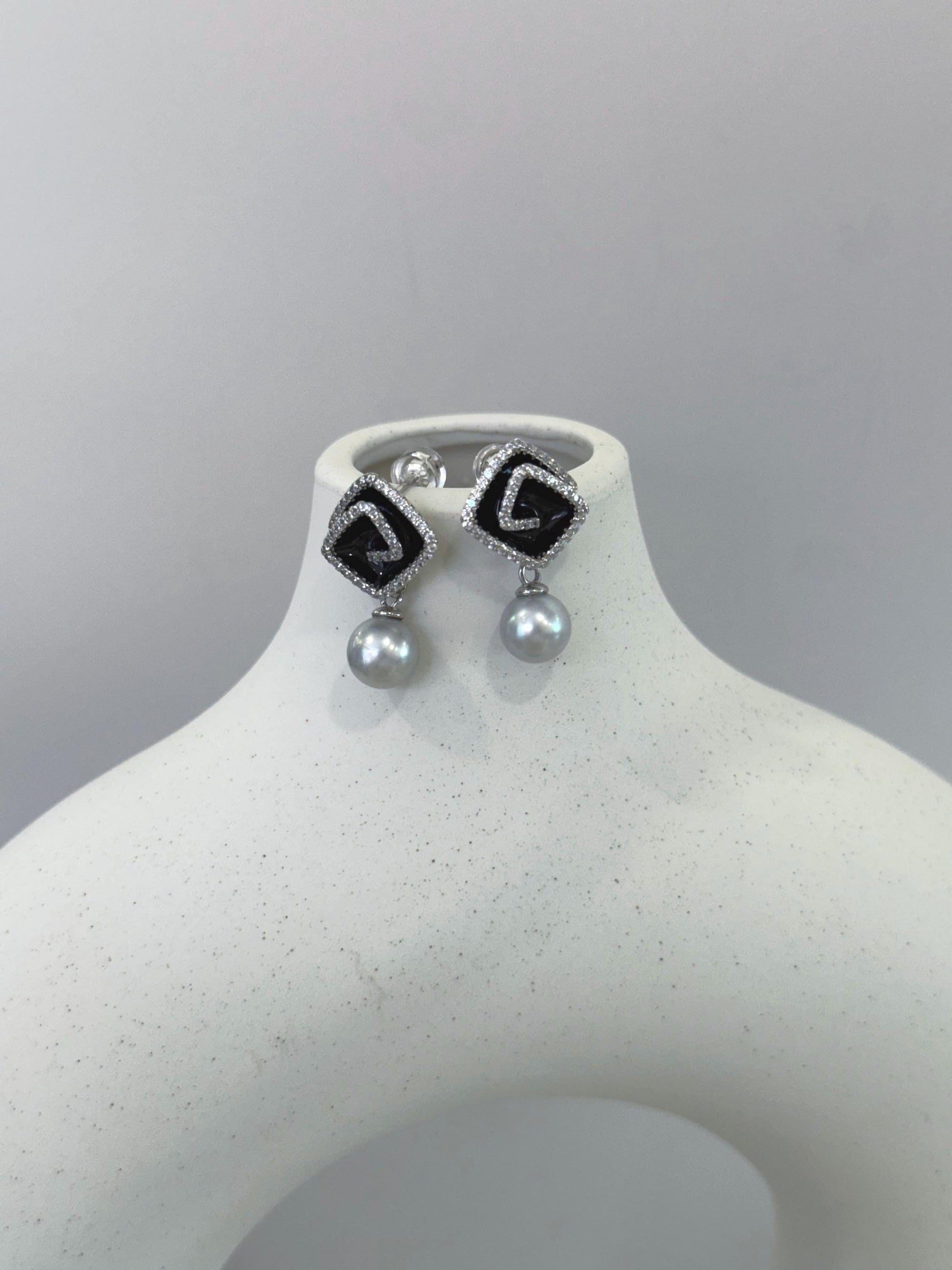 Akoya silver blue pearls vintage earrings necklace set for her anniversary