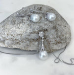 Australian Ocean Saltwalter Cold White pearl earrings necklace set for her birthday