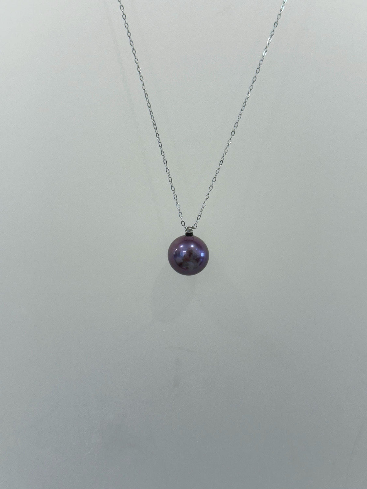 Au750 18K Gold Real Diamond Edison Purple Pendant for her daily wear