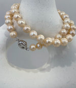 peach pearl necklace for her birthday