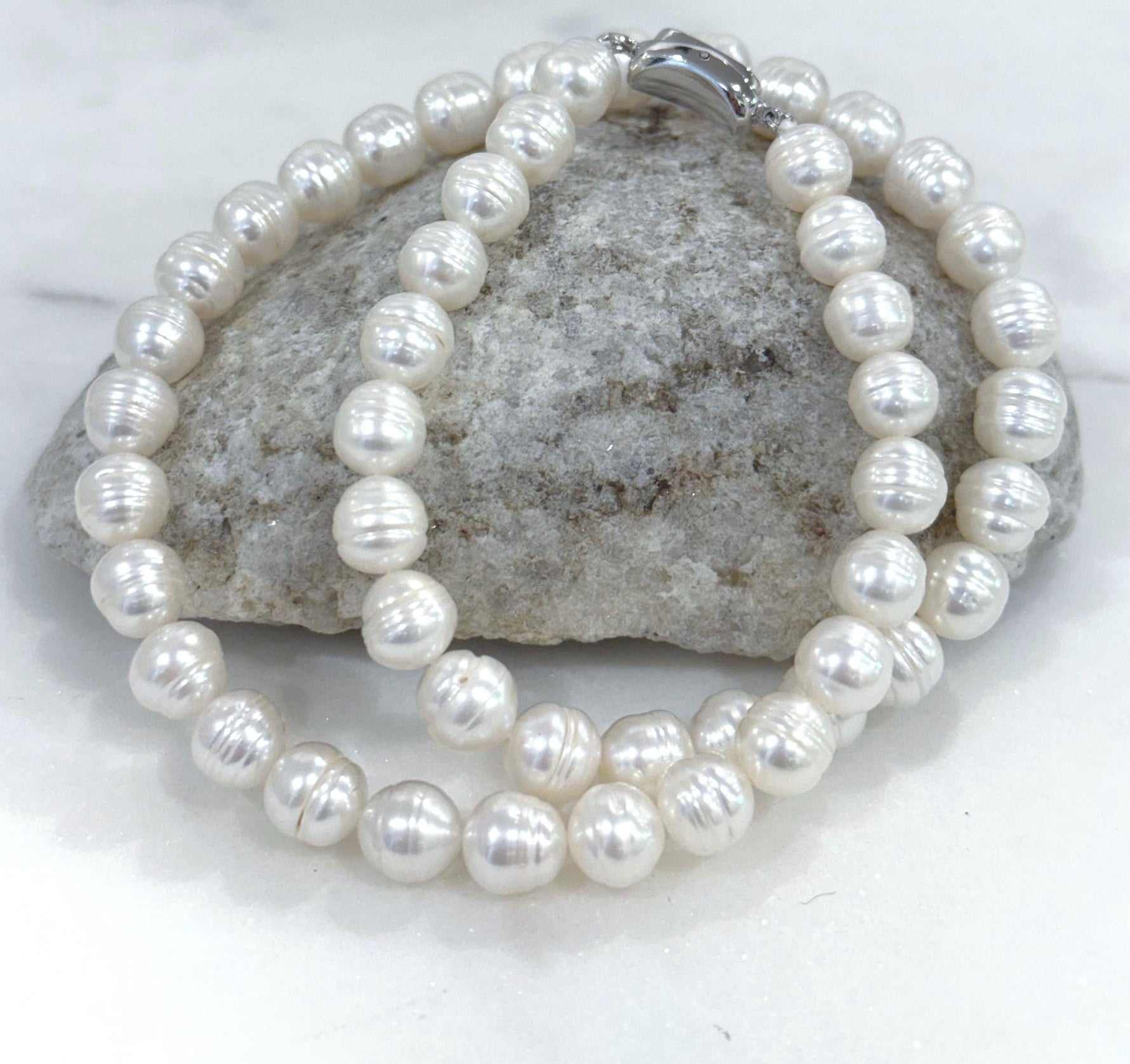 affordable Freshwater white circle pearls stand necklace for her