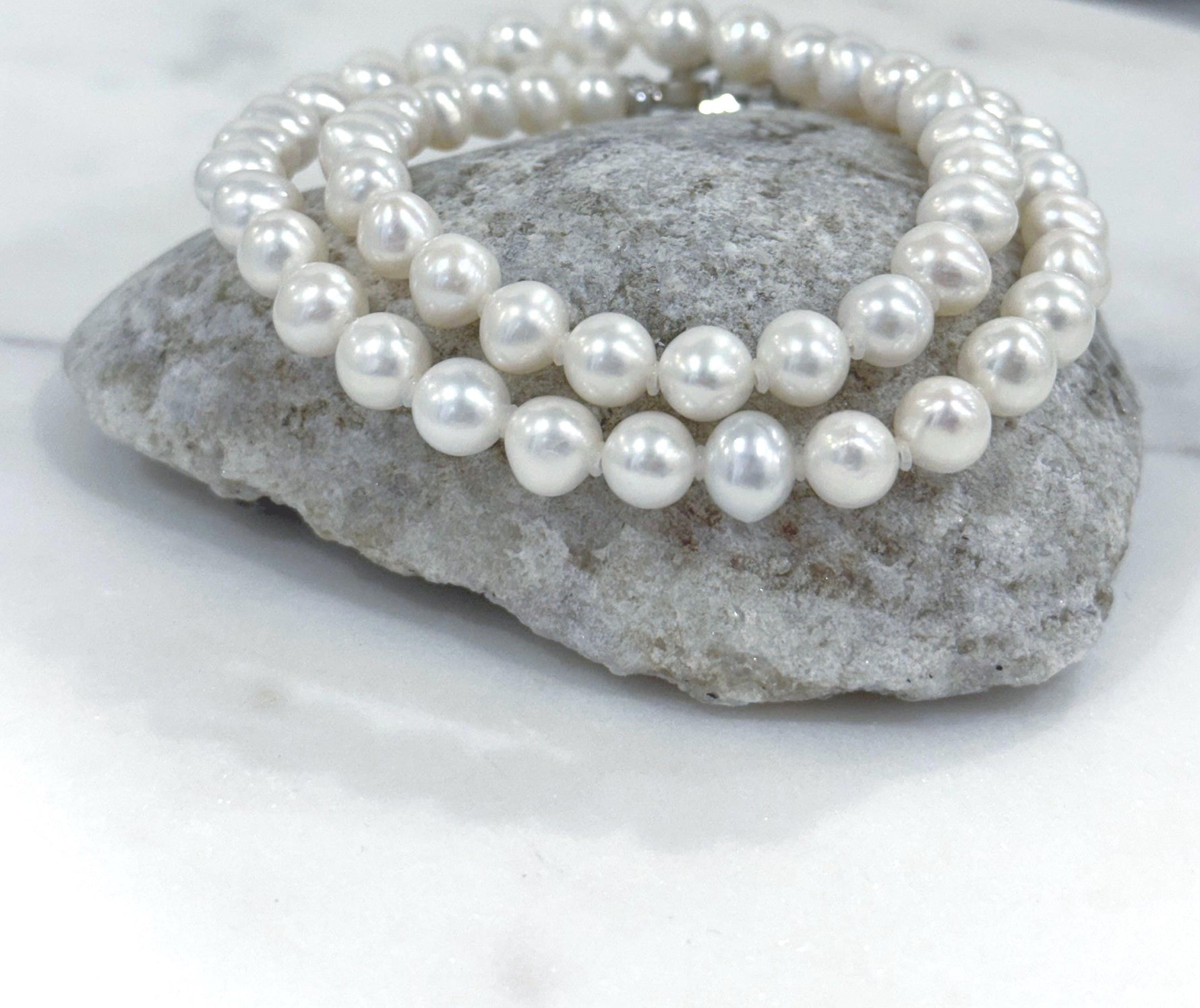 white pearl minimalist necklace strand for her birthday