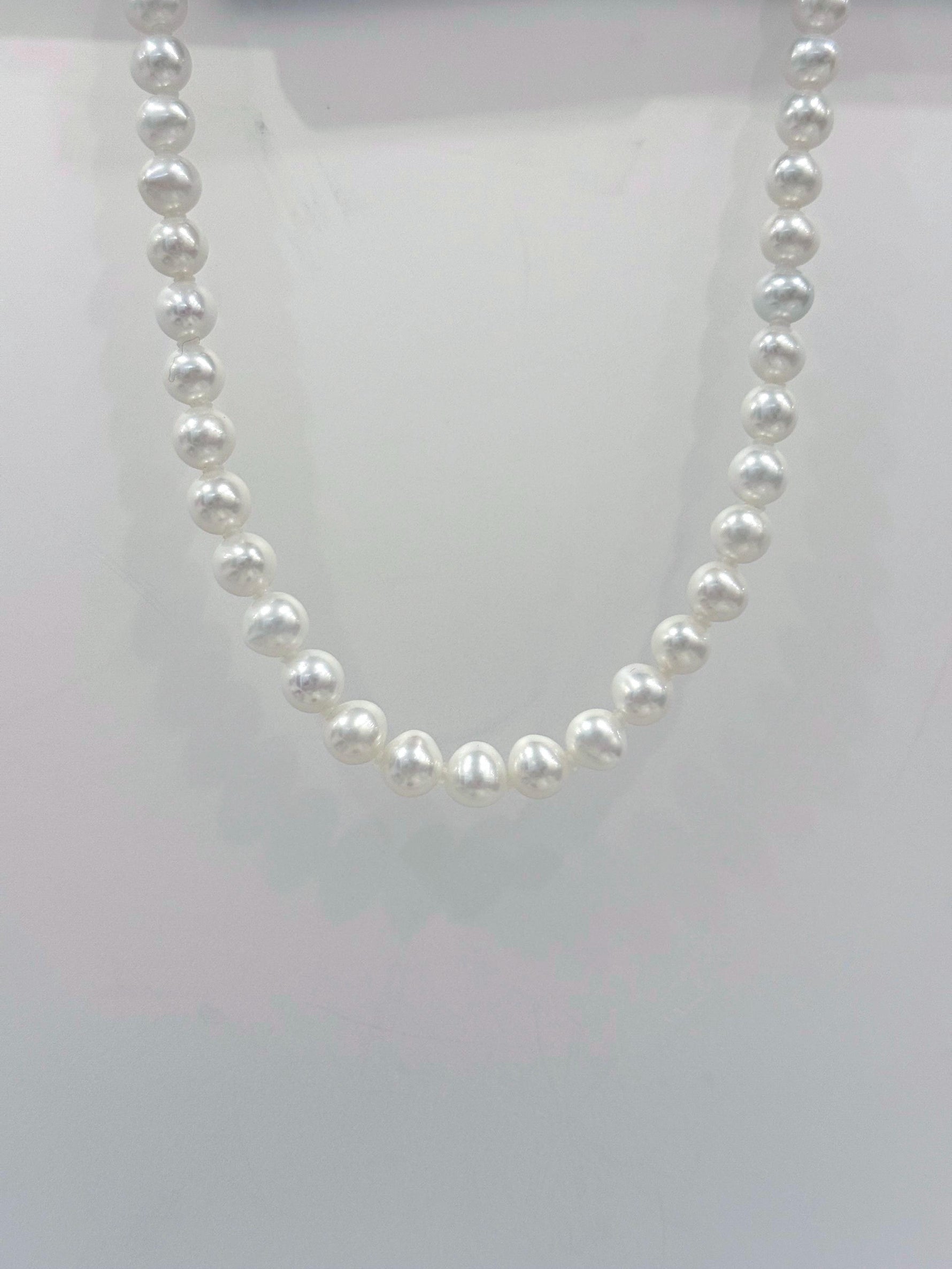 good price white pearl minimalist necklace strand for her