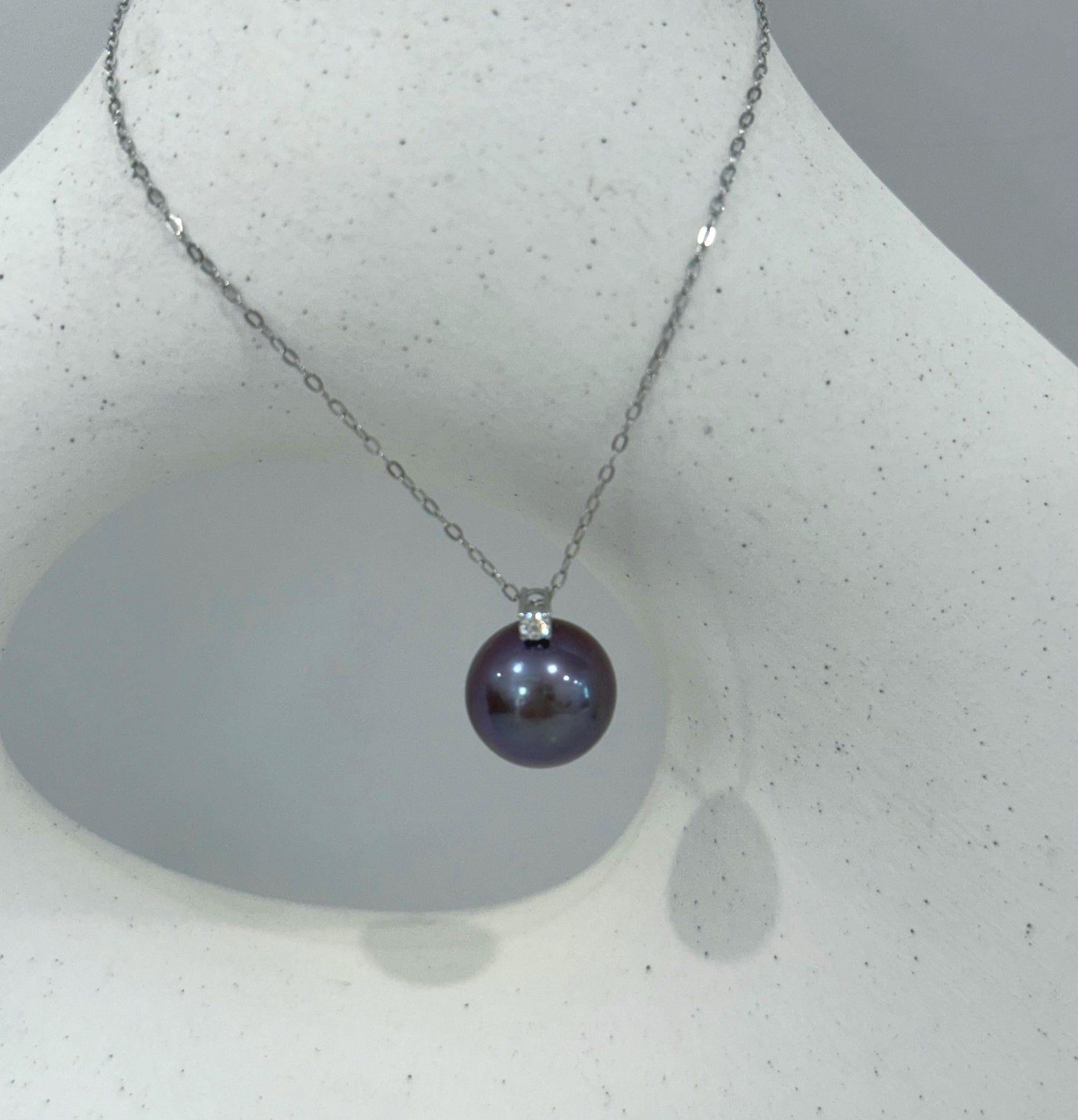 Au750 18K Gold Real Diamond Edison Purple Pendant for her anniversary