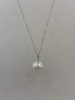 Freshwater Edison white Pearl minimalist silver pendant for her anniversary