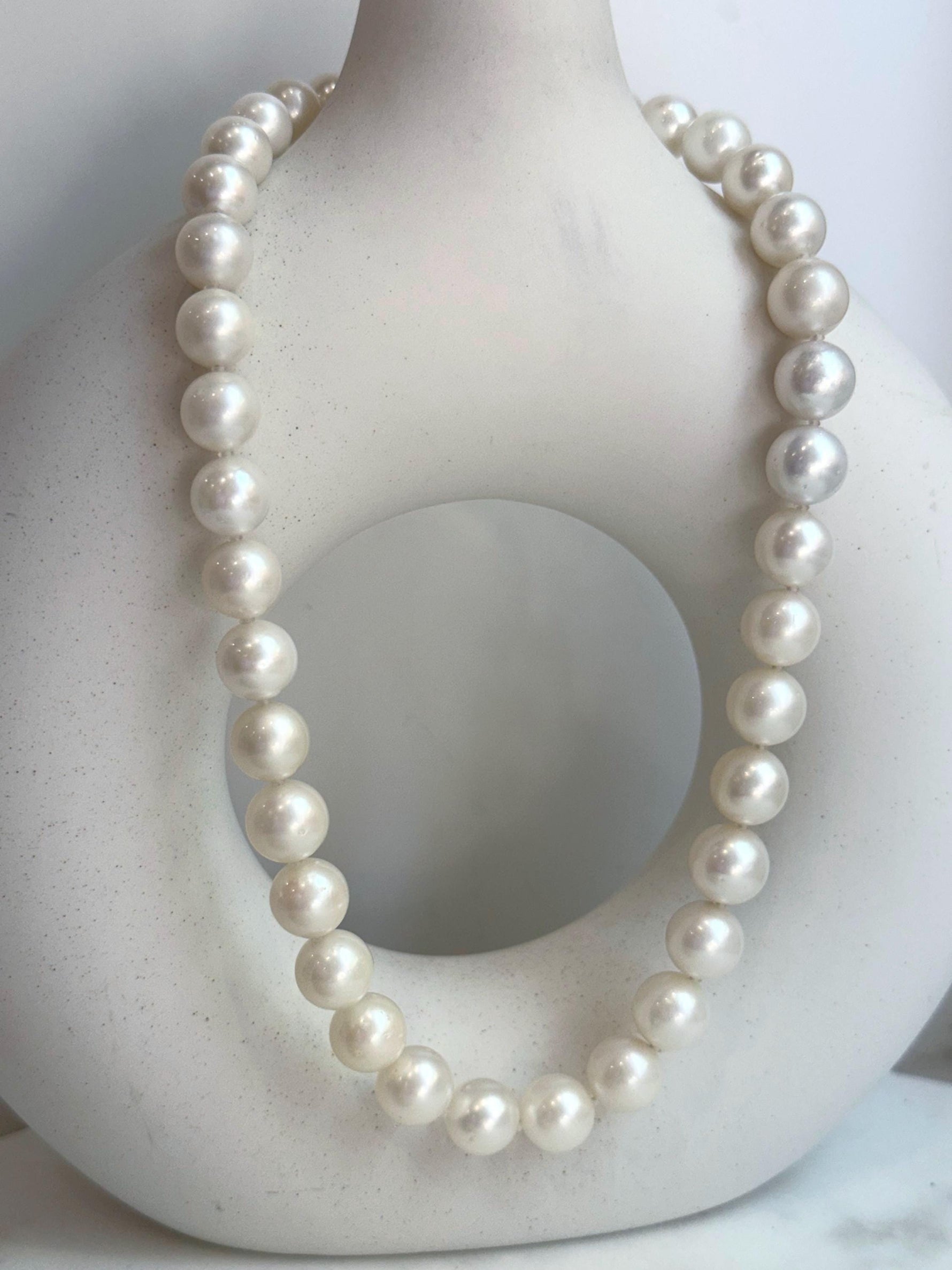 cool Australian ocean White Silken pearls Necklace strand for her