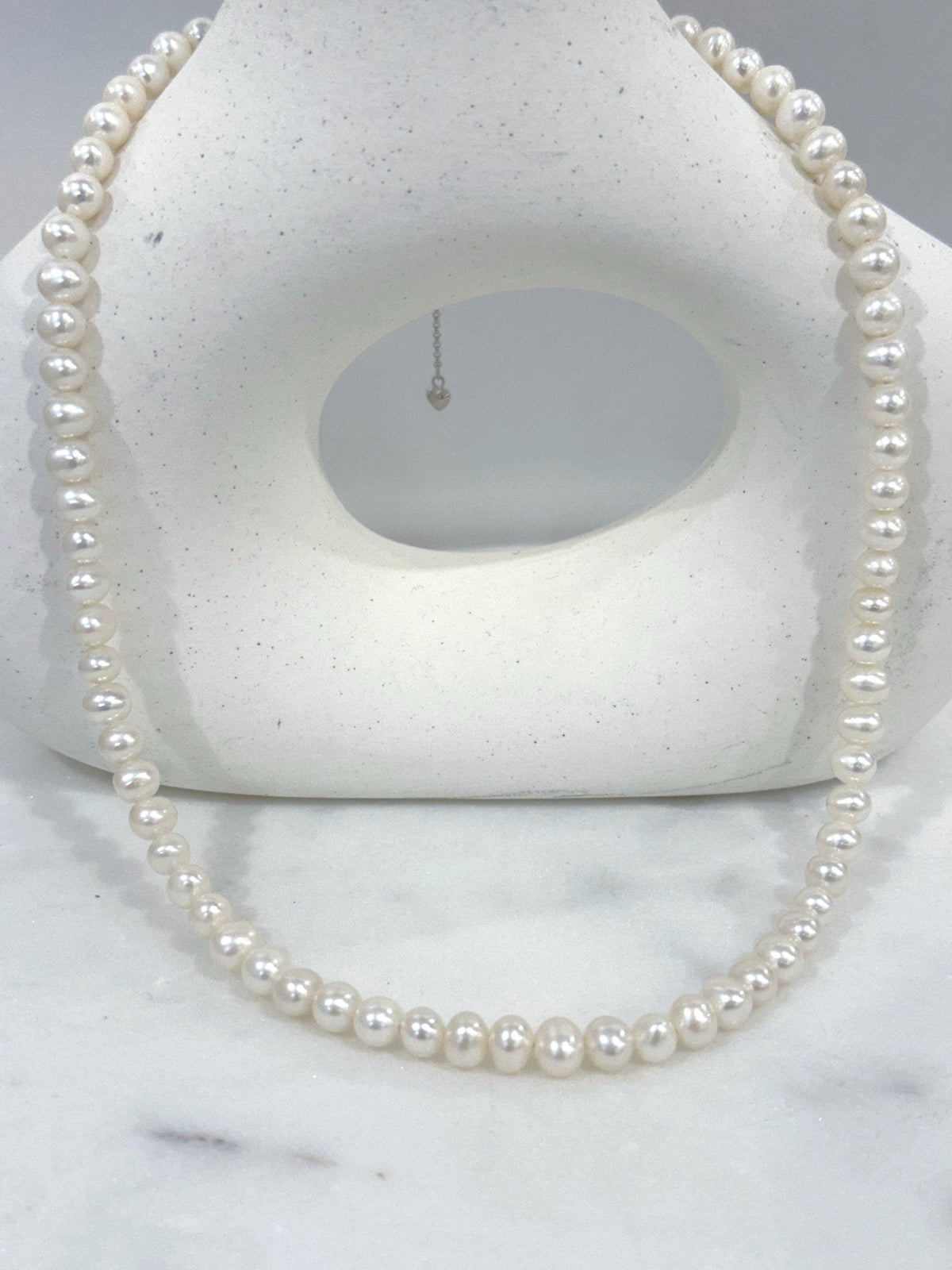white Pearl minimalist necklace strand for her