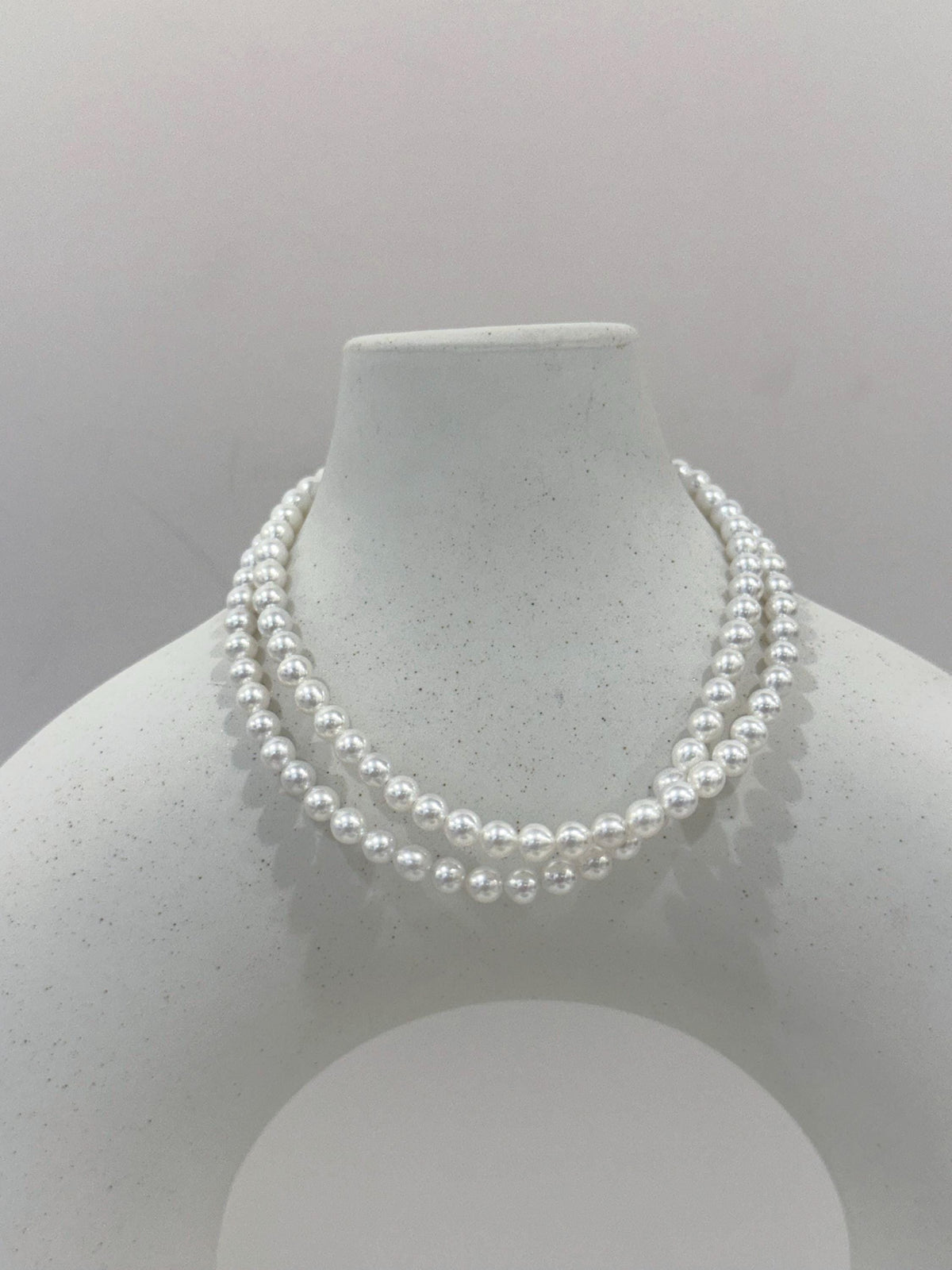 Freshwater white small pearl minimalistic necklace strand