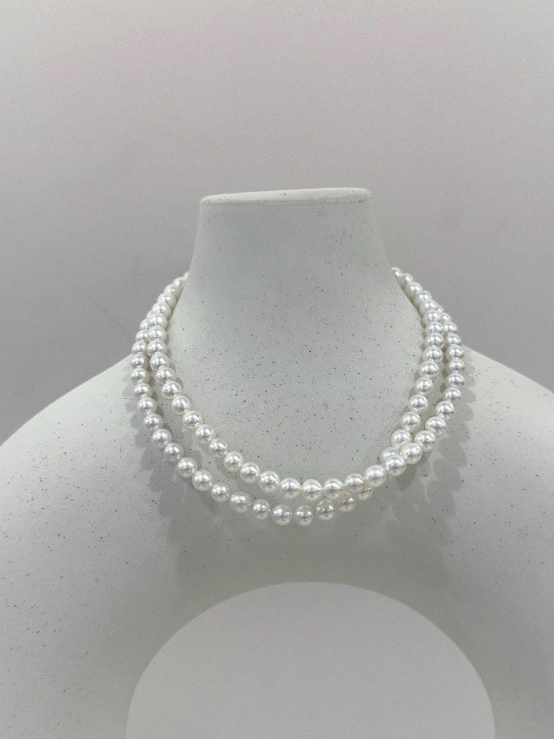 Freshwater white small pearl minimalistic necklace strand