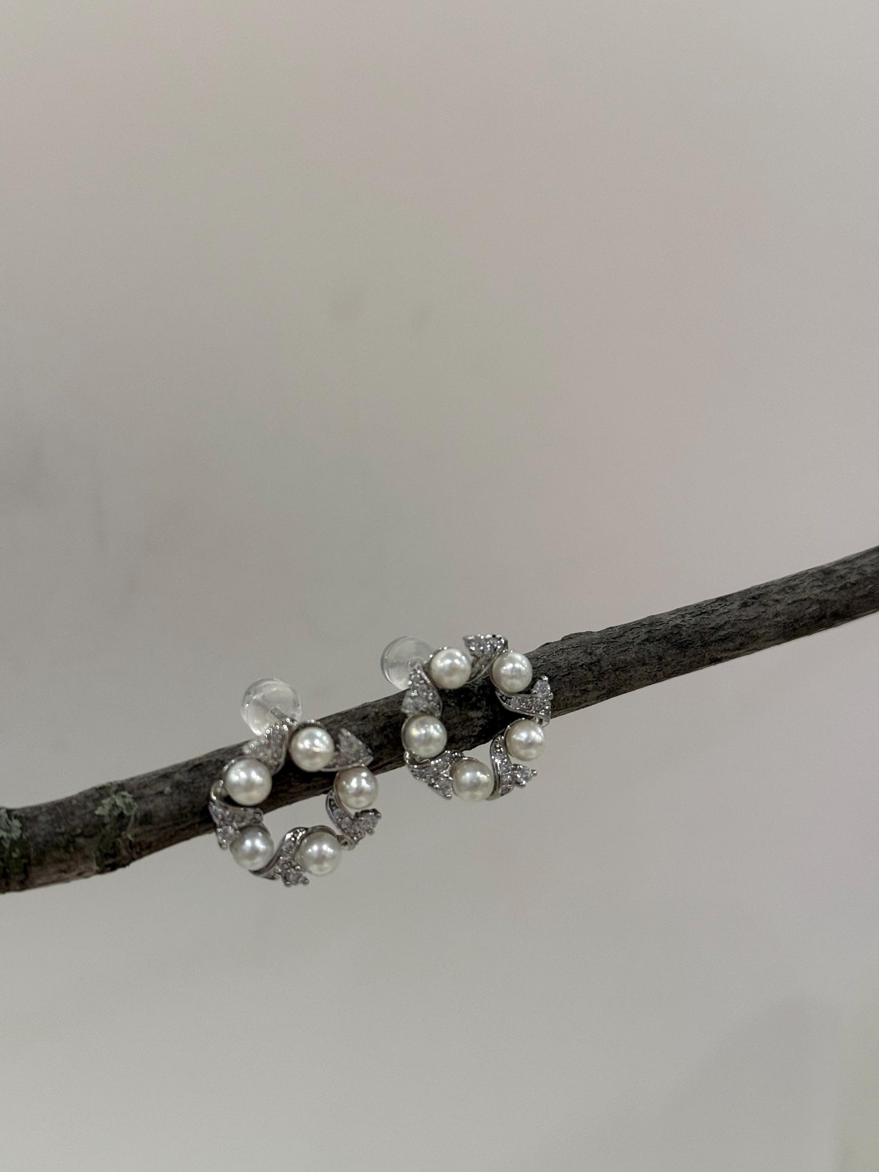 Akoya White Pearls vintage  earrings for her birthday