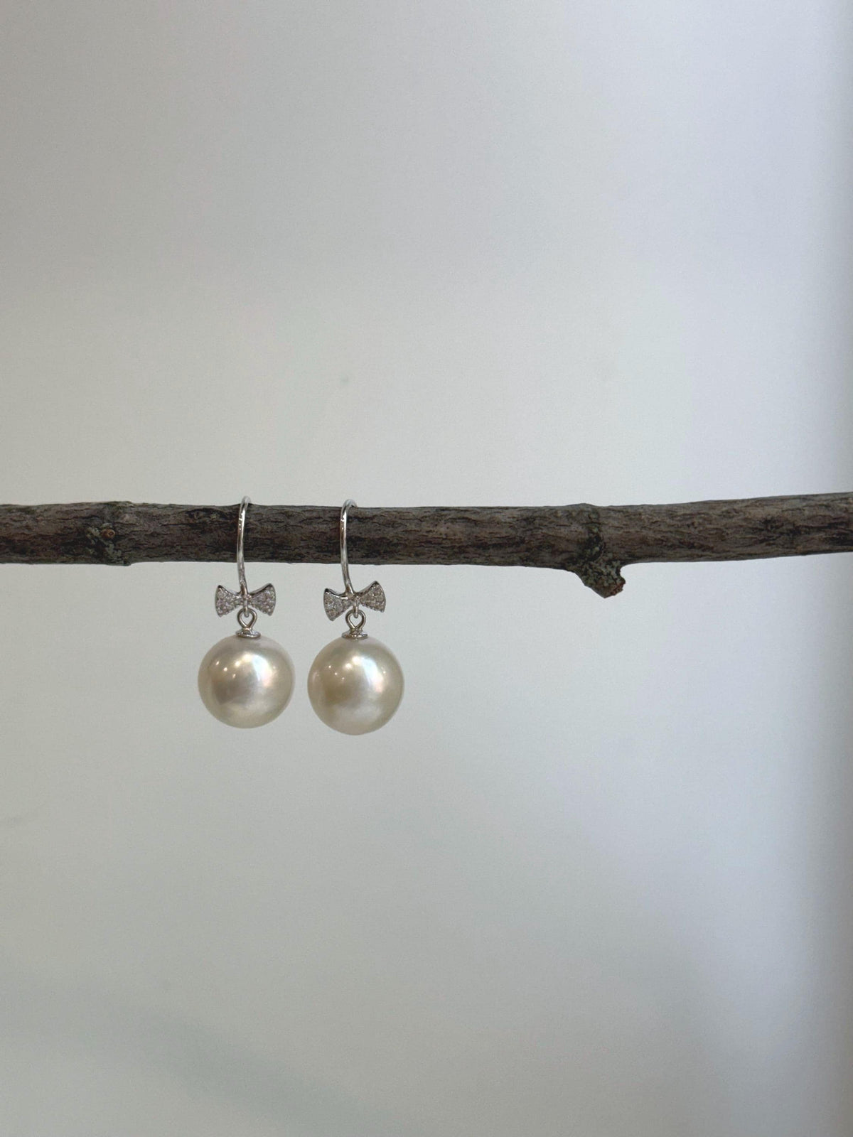 White Edison pearls s925 silver butterfly earrings for her daily wear