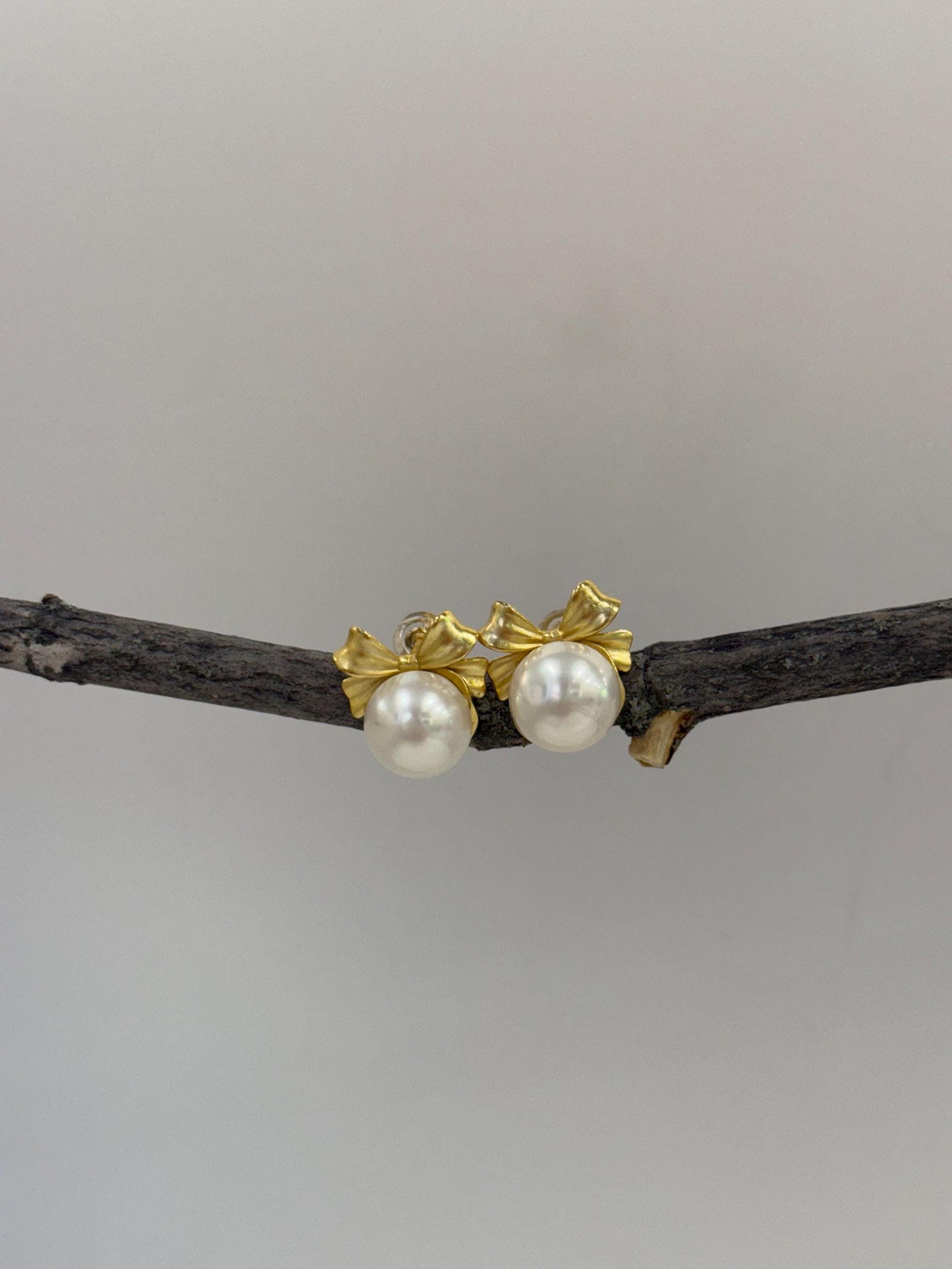cheap Freshwater Mabe Butterfly bow earrings for daily wear