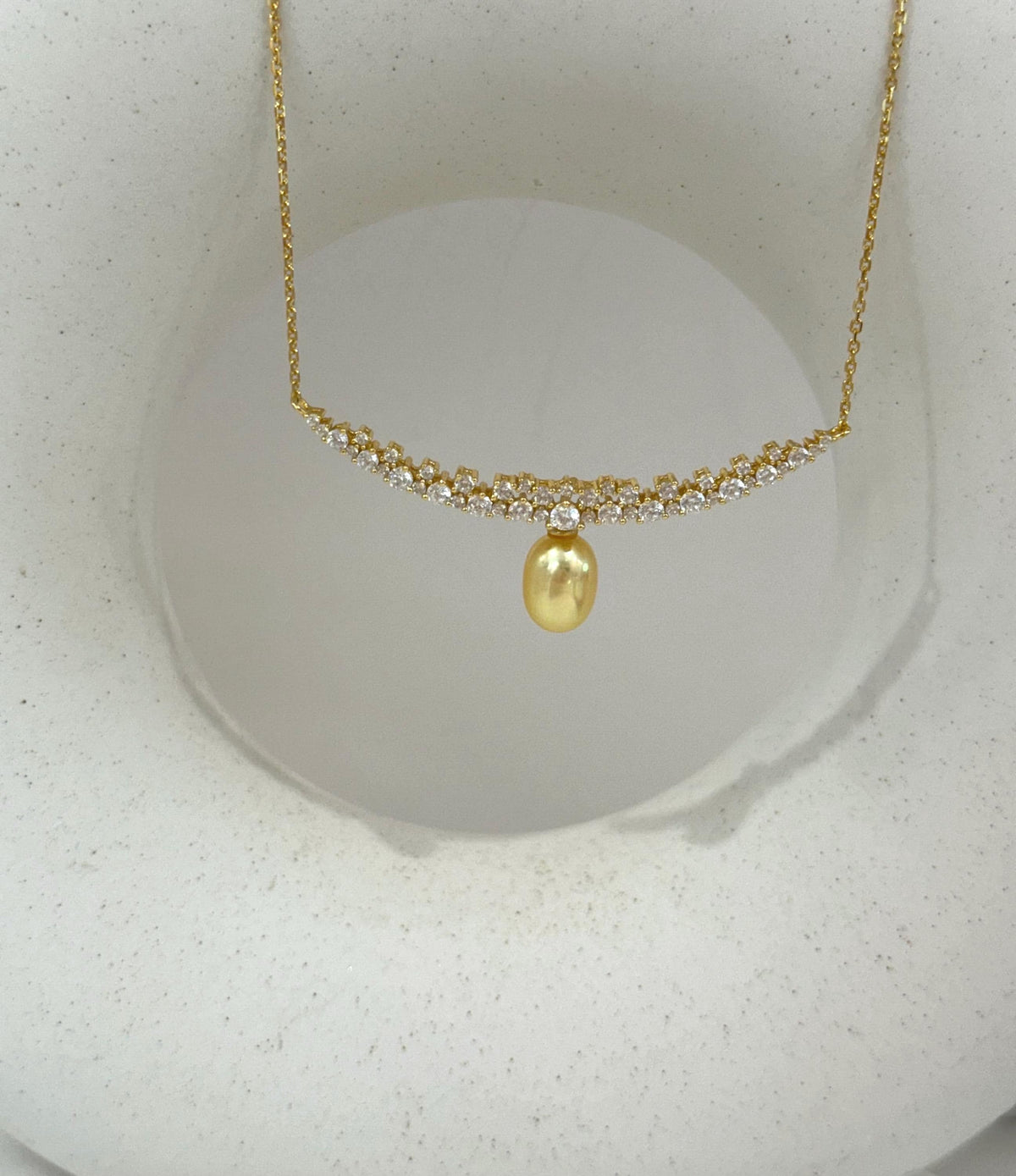 South sea golden pearl vintage necklace set for her