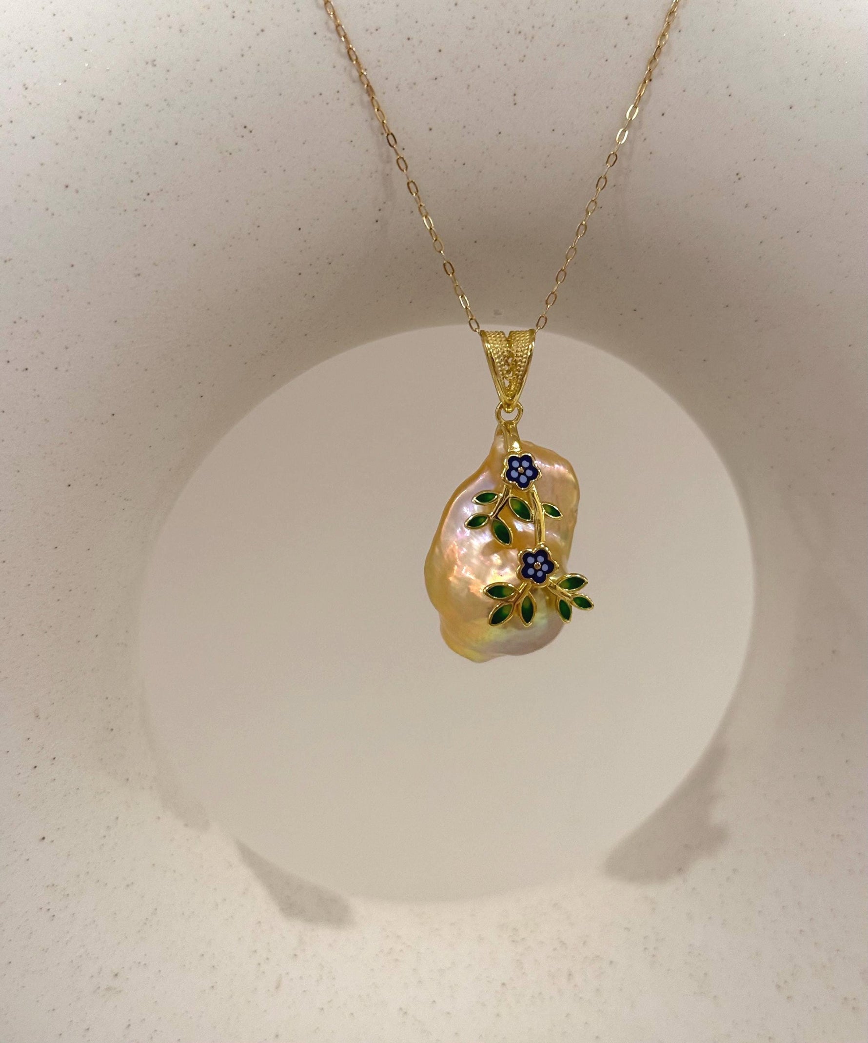 Fireball peach gold iridescent baroque pearl silver floral pendant for her office wear