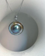 Australian ocean silver iridescent round Mabe s925 silver pendant for her