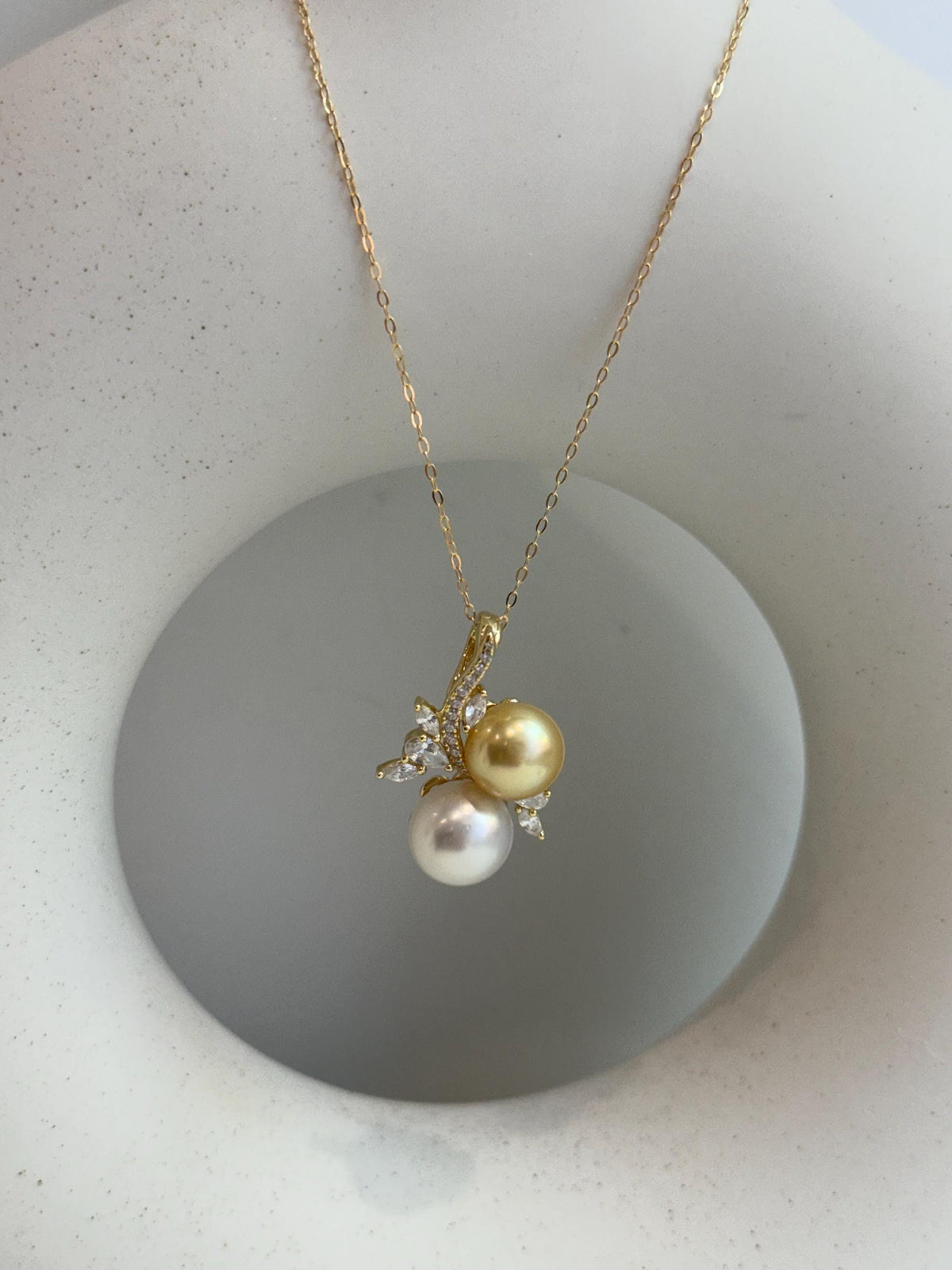 Australian ocean white pearl South sea golden pearl s925 silver floral pendant silver necklace set for her daily wear