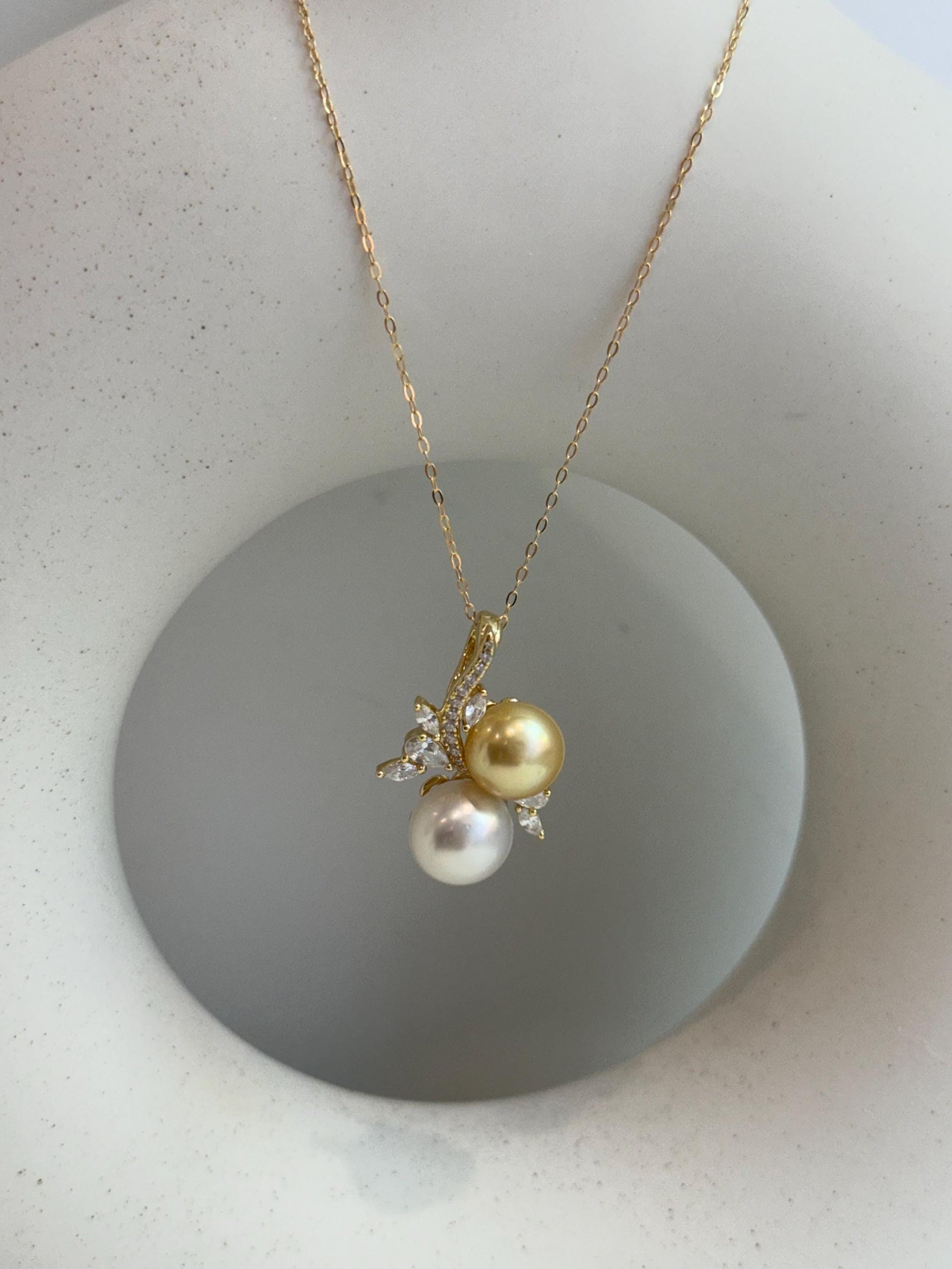 Australian ocean white pearl South sea golden pearl s925 silver floral pendant silver necklace set for her daily wear