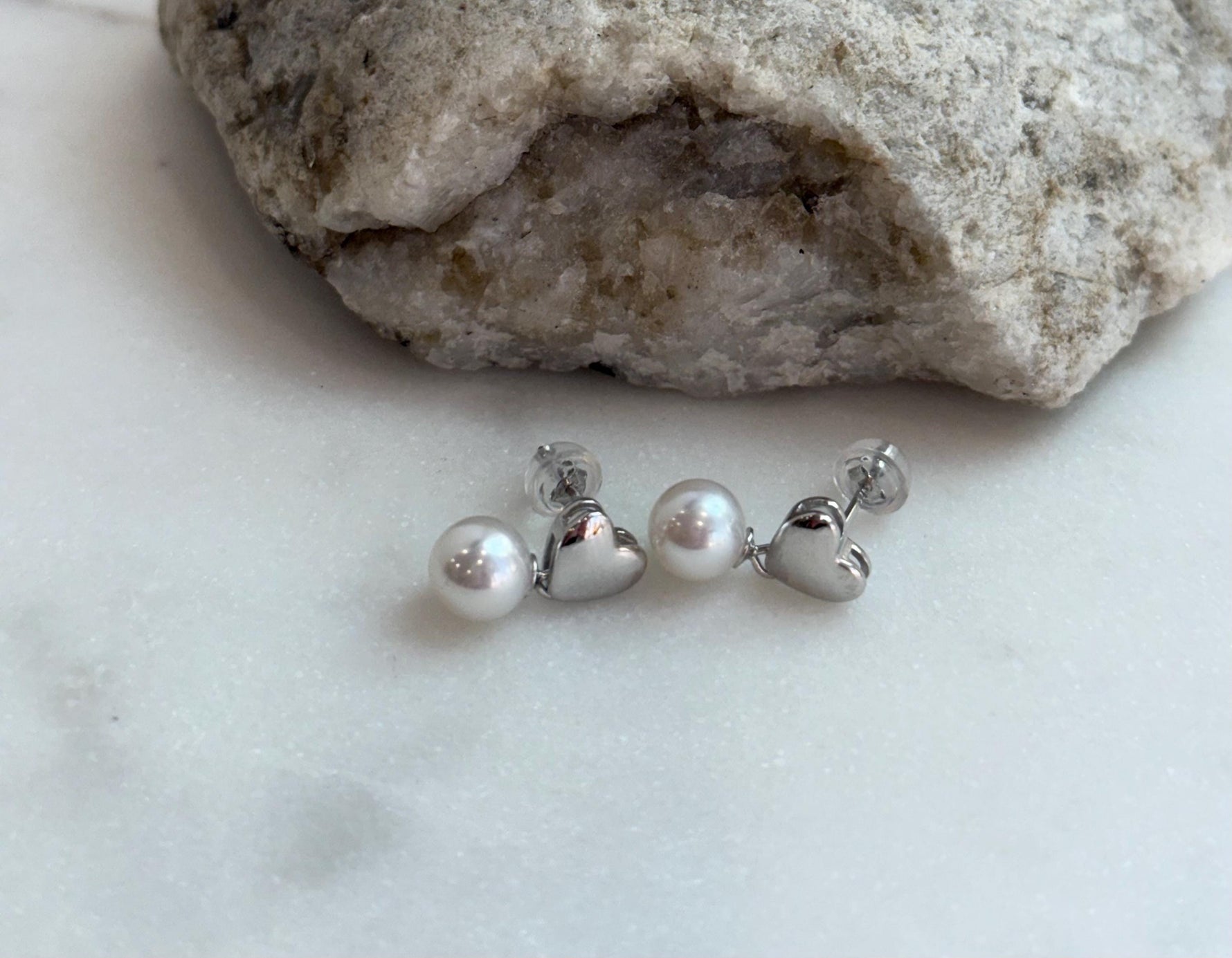 top quality white pearls s925 silver earrings for her birthday