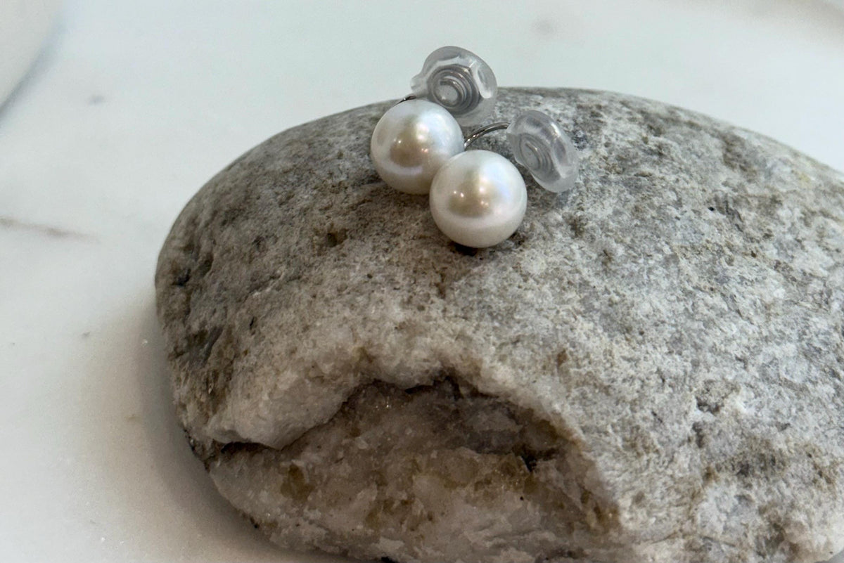 white Edison Pearl s925 silver earrings clips no piercings for her daily wear