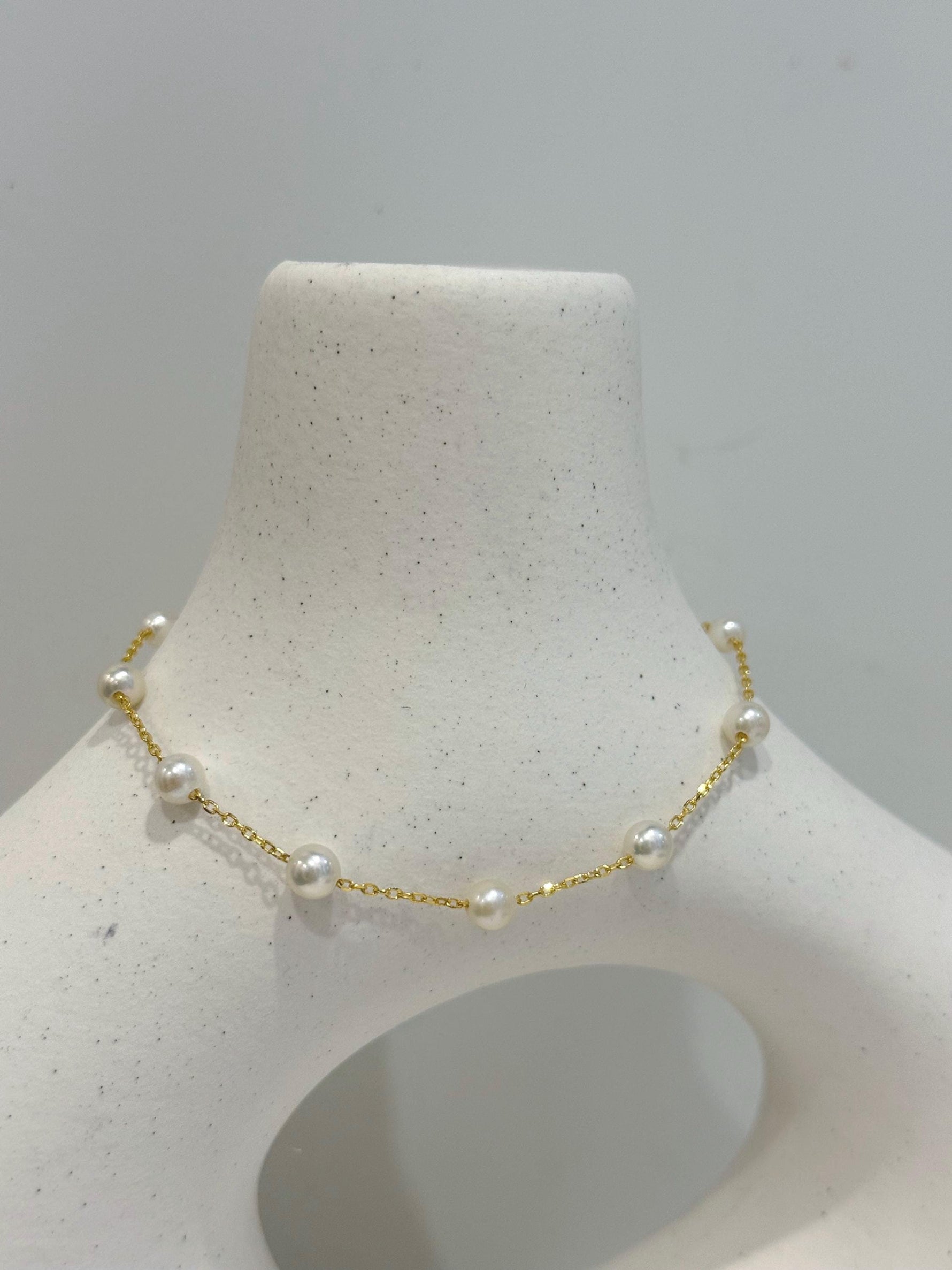 Akoya In Sale 8 pearls Minimalist off white Pearls Exceptional Elegant S925 silver Bracelet, unique gift for her. 3.9-4.5mm to 7.48”