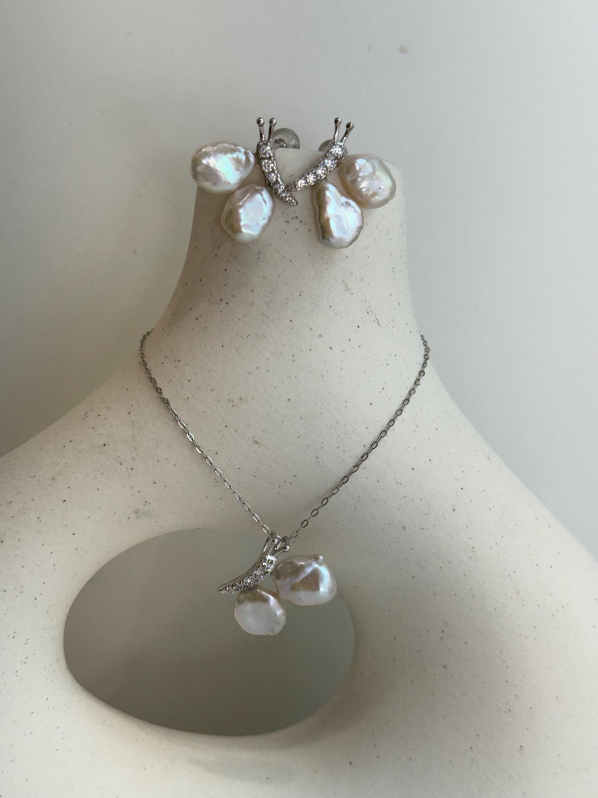 white iridescent petal Keshi pearls s925 silver butterfly earrings necklace pendant set for her daily wear