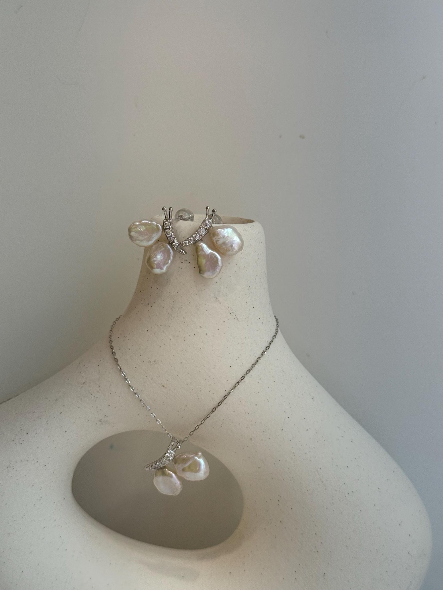 affordable white iridescent petal Keshi pearls s925 silver butterfly earrings necklace pendant set for her
