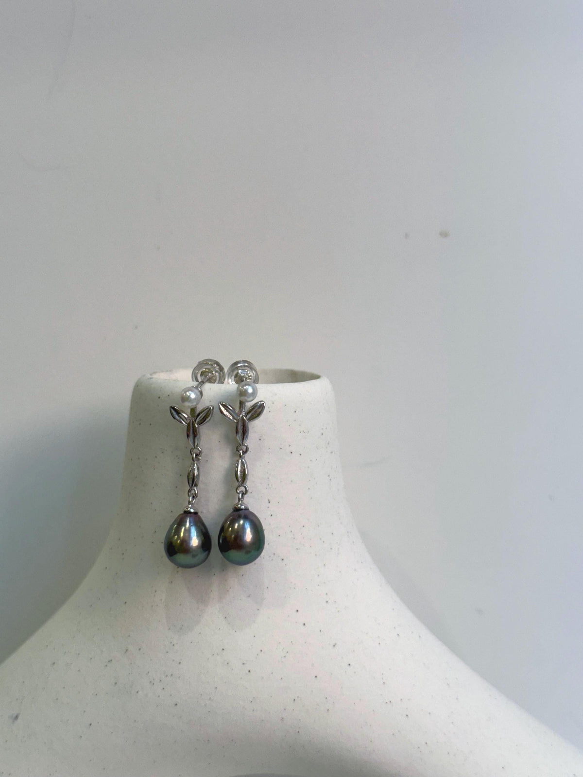 Tahitian Peacock green pearls Akoya ocean pearls s925 silver earrings for her birthday