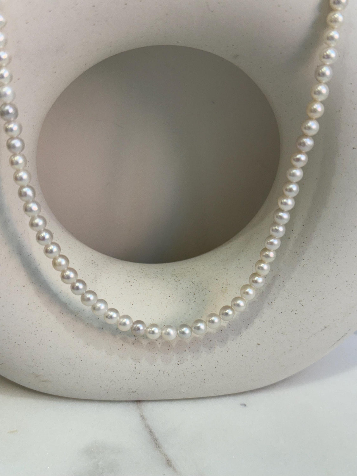 4.7-5.1mm Insale extremely strong luster Freshwater White round Pearl strand Necklace unique anniversary gift. To 17.9”