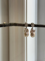 white iridescent baroque pearls s925 silver earrings for her