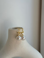 white Edison Pearl s925 silver dangling earrings for her engagement