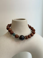 Plum Tahitian ocean pearl sandalwood bracelet for her birthday