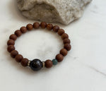Plum Tahitian ocean pearl sandalwood bracelet for her anniversary