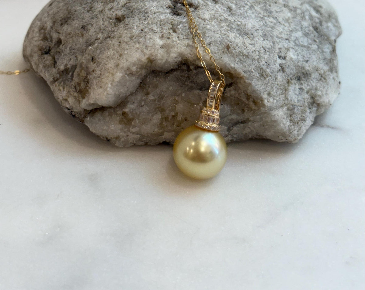 super smooth super clean south sea golden pearl s925 silver pendant necklace set for her daily wear