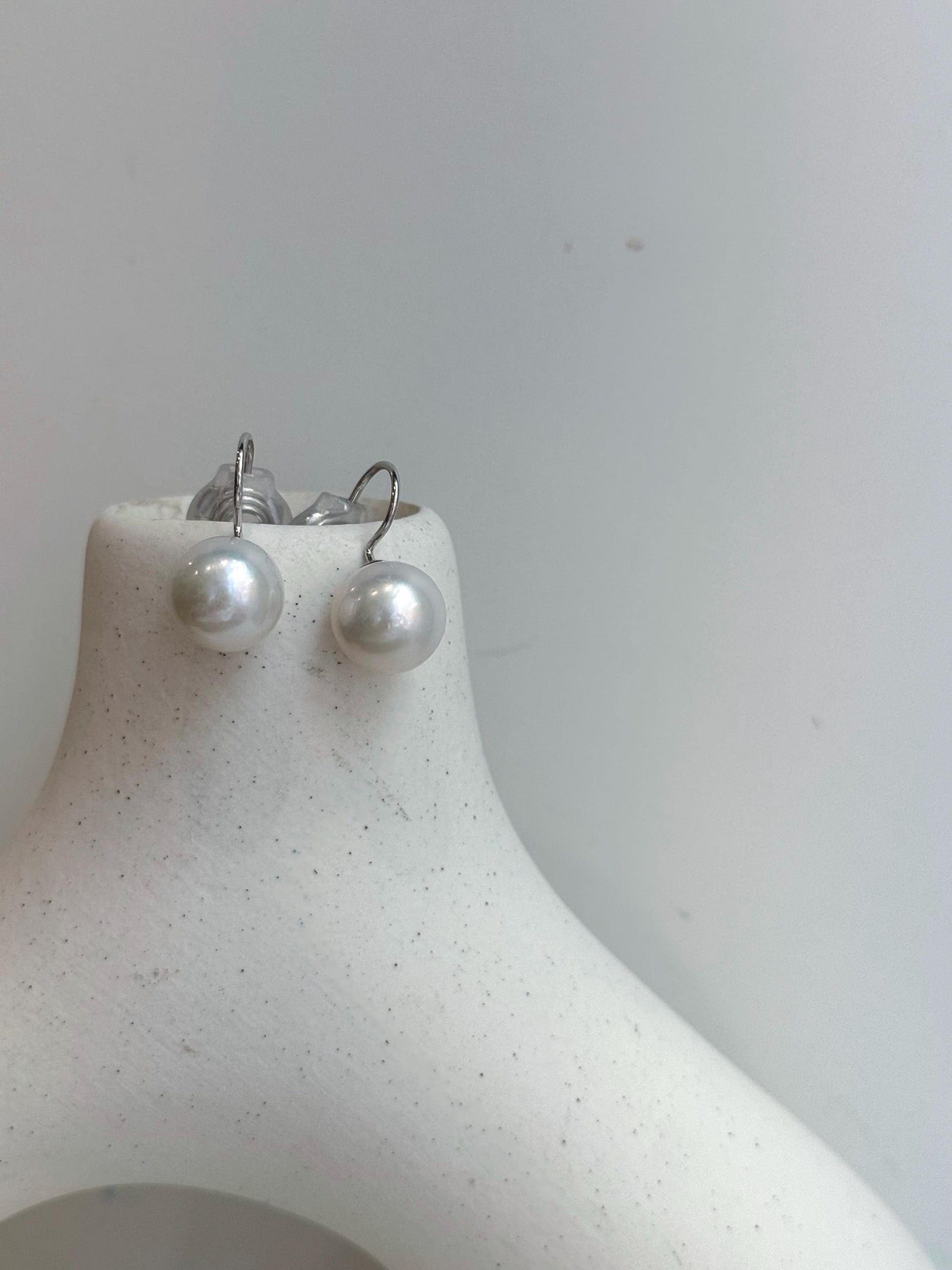 white Edison Pearl s925 silver earrings clips no piercings for her