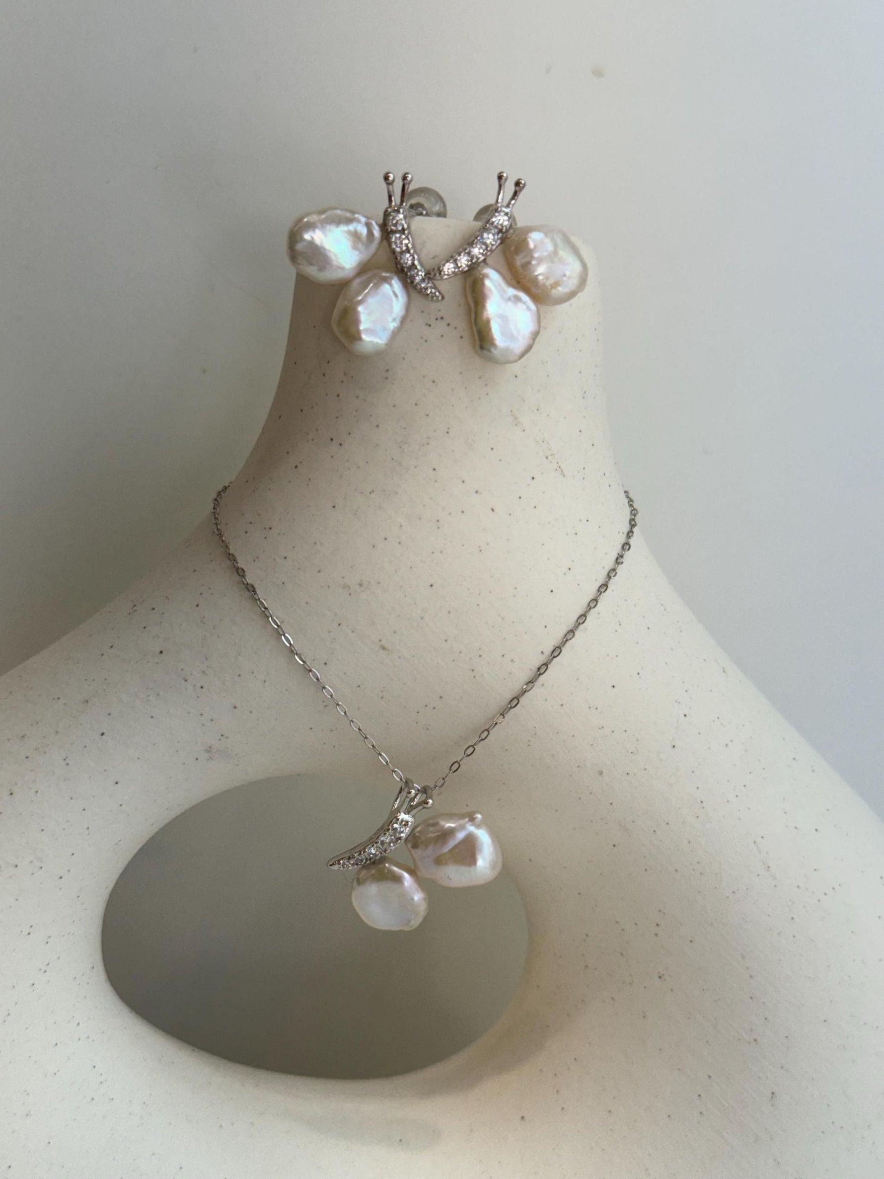 white iridescent petal Keshi pearls s925 silver butterfly earrings necklace pendant set for her holiday gift