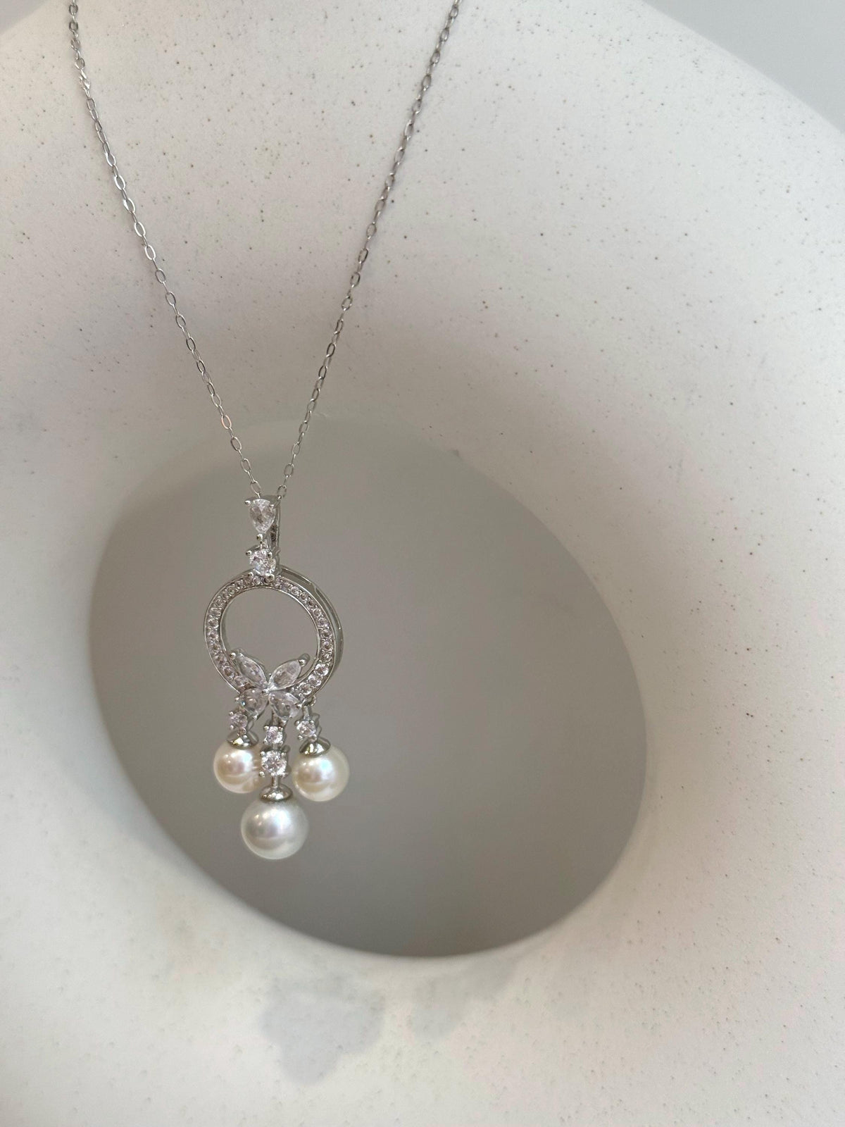 tri Akoya ocean peasls s925 silver floral pendant necklace set for her graduation